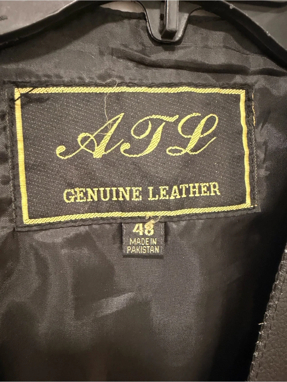 ATL Genuine Leather Black Men's Vest size 48 biker vtg snap button up motorcycle